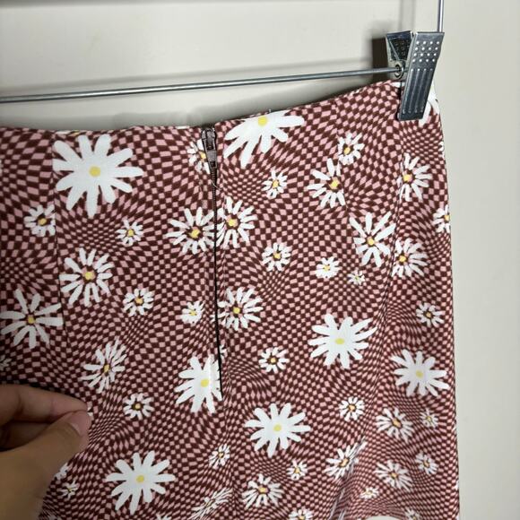 Altar'd State White Daisies Mini Skirt Back Zipper with Pockets Women's Size XS - Picture 5 of 10